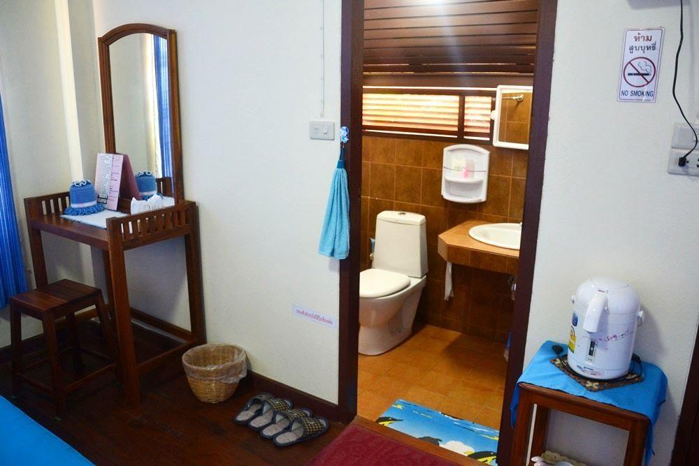 Huen Kham Kong Guesthouse Мае Сарианг Экстерьер фото