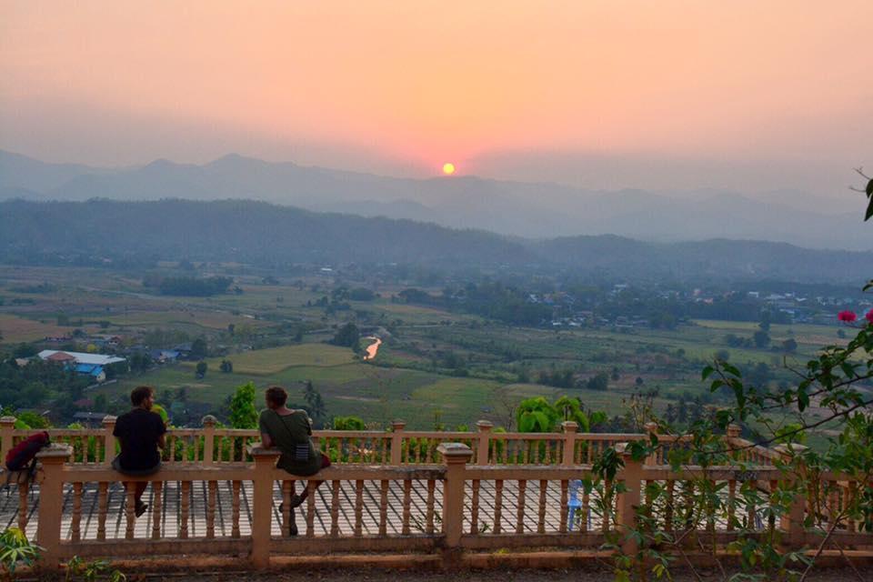 Huen Kham Kong Guesthouse Мае Сарианг Экстерьер фото