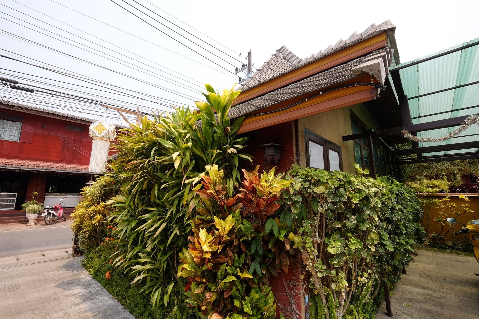 Huen Kham Kong Guesthouse Мае Сарианг Экстерьер фото
